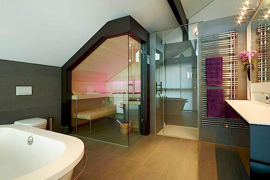 Александра Александра